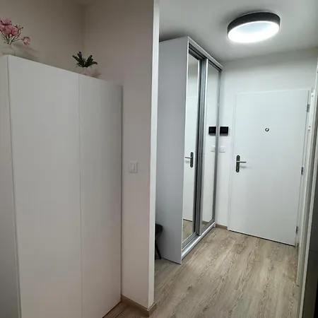 Smarty Choice Living With Netflix - Kubanske Namesti Lejlighed