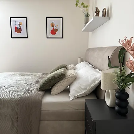 Apartmán Smarty Choice Living With Netflix - Kubanske Namesti Praha