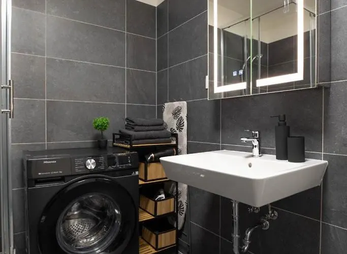 Smarty Choice Living With Netflix - Kubanske Namesti Daire *