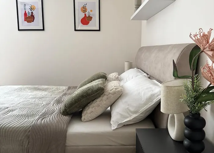 Daire Smarty Choice Living With Netflix - Kubanske Namesti Prag